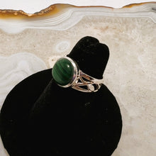 Load image into Gallery viewer, Malachite Round Cabochon Ring  (Size 5)