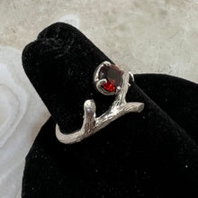 Load image into Gallery viewer, Garnet Round Faceted Cut Ring (Size 6)