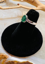 Load image into Gallery viewer, Emerald Faceted Ring (Size 4)