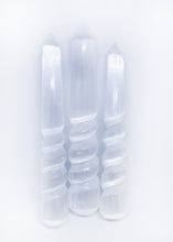 Load image into Gallery viewer, Selenite Swirl Wand Large