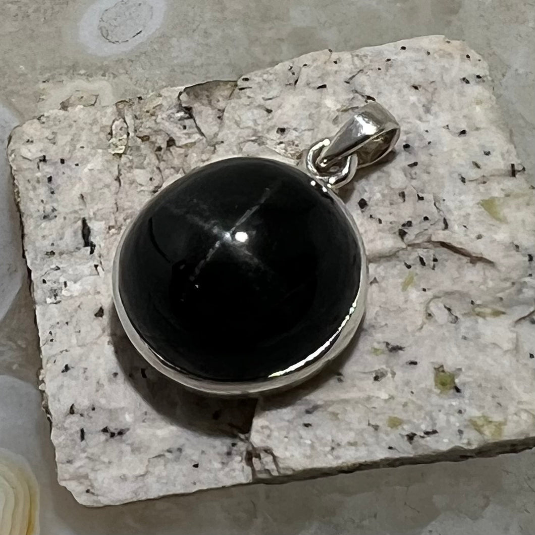 Black Star Diopside Round Pendant