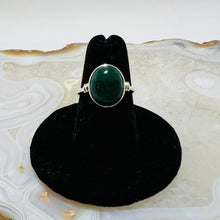 Load image into Gallery viewer, Aventurine Oval Cabochon Ring (Size 6)
