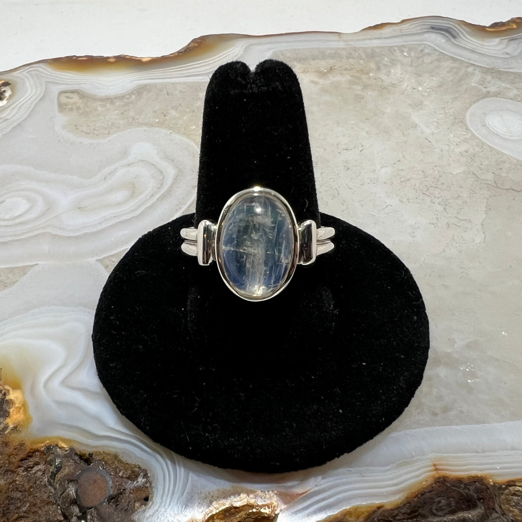 Rainbow Moonstone Oval Cabochon Ring (Size 9)