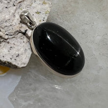 Load image into Gallery viewer, Black Star Diopside Oval Pendant
