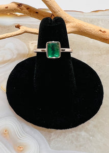 Emerald Faceted Ring (Size 6)