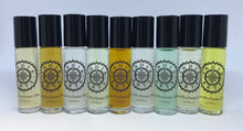 Load image into Gallery viewer, Golden Vanilla - Perfume Oil
